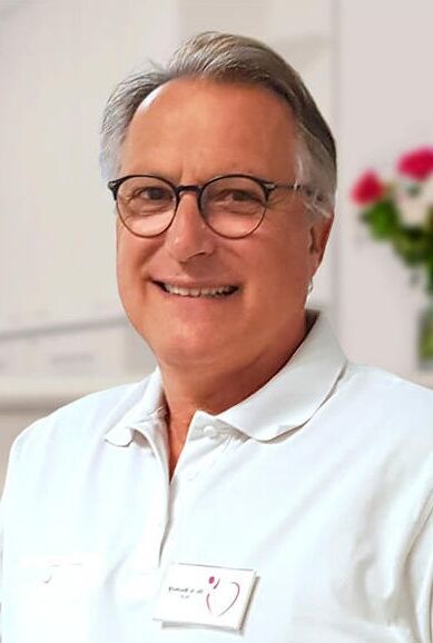 Arzt Neurologe Dennis Martin